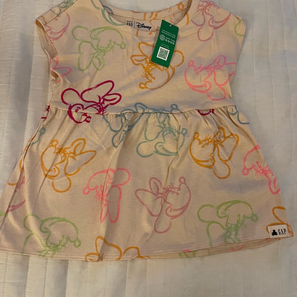 ⭐️Minnie Mouse GAP Shirt